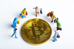 コスト比較：10万円分のビットコインを取引した場合